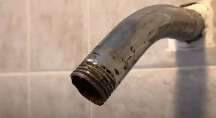 How to Remove A Shower Arm That Is Stuck